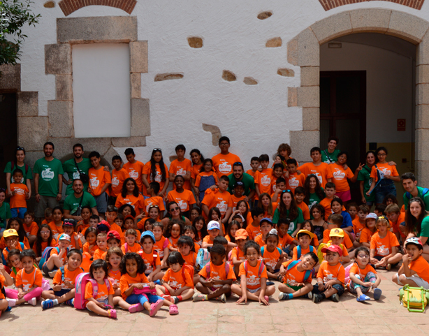 Beques per a colònies i casals d'estiu Beques per a colònies i casals d'estiu