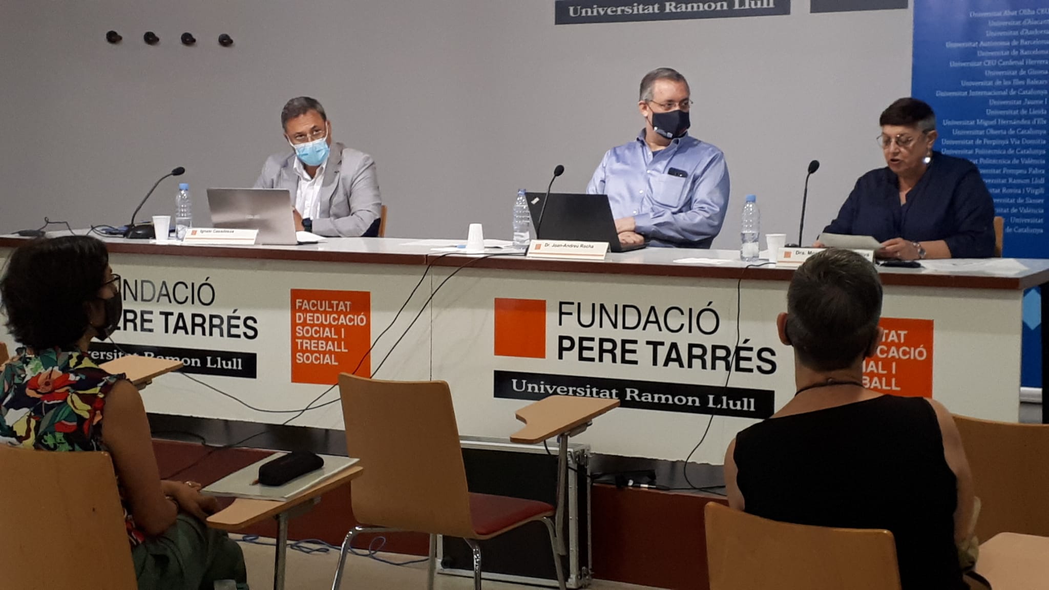 Un estudi demostra que els programes universitaris sènior milloren la salut física i mental dels majors de 50 anys