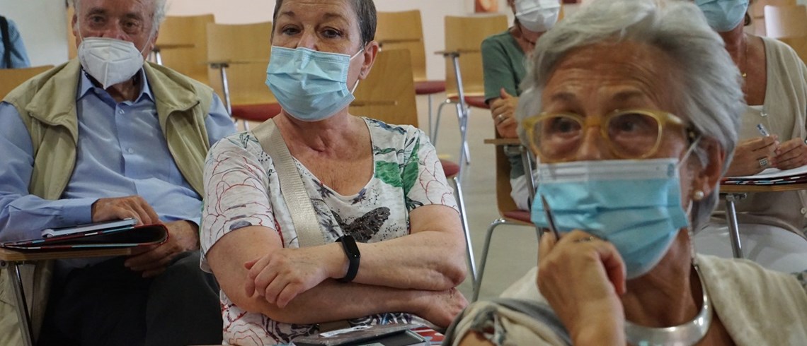 Com ha afectat la pandèmia a les persones grans?