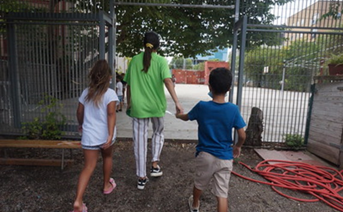 Incorporamos el programa Qualla Kids para velar por la recogida de los menores a la salida de casales y extraescolares Incorporamos el programa Qualla Kids para velar por la recogida de los menores a la salida de casales y extraescolares