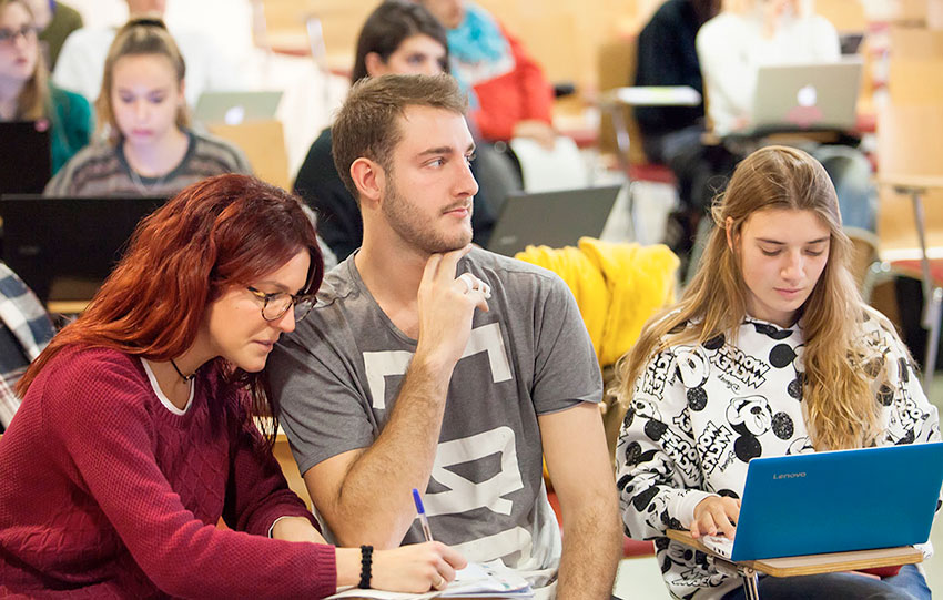 Comprenent el comportament de les persones en societat