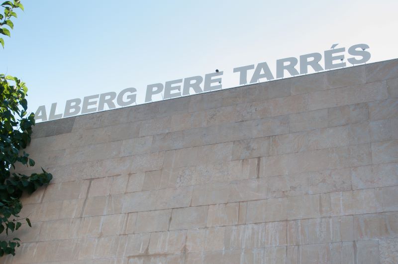 Reobre l’Alberg Pere Tarrés de Barcelona després de dos anys acollint col·lectius vulnerables