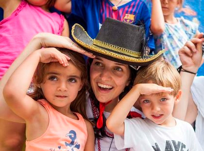 Arrenca la campanya solidària per becar les activitats de lleure a l’estiu d’infants en situació vulnerable 