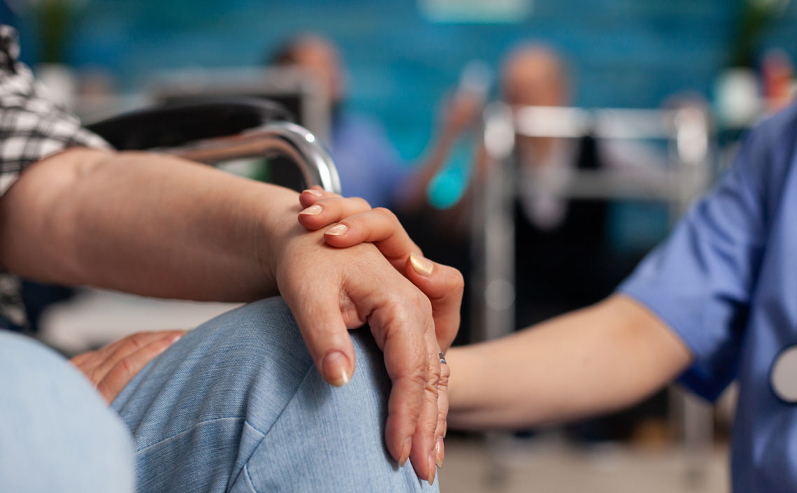 Nous reptes en la innovació del model d'ACP en institucions i serveis per persones dependents