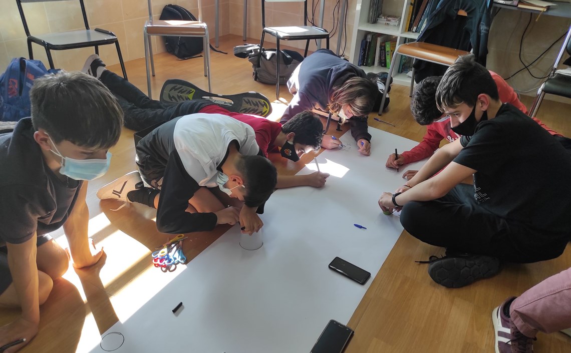 Avançant cap a un model innovador per prevenir la institucionalització de la infància Avançant cap a un model innovador per prevenir la institucionalització de la infància