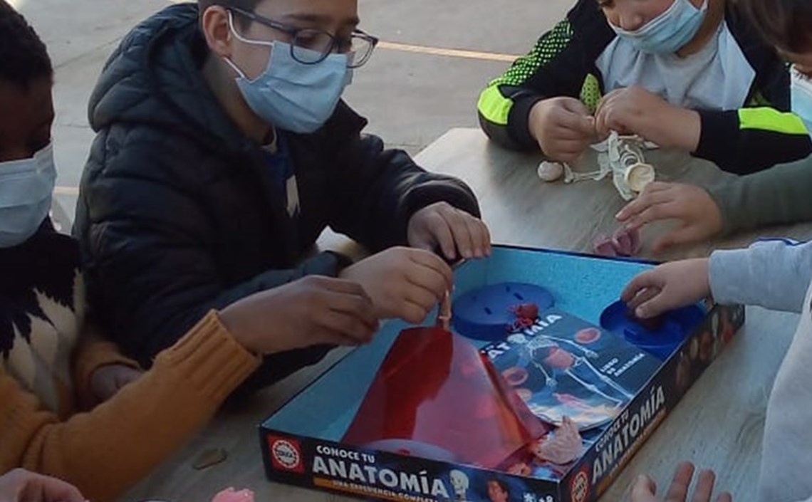 Uns 2.500 infants en situació de vulnerabilitat es beneficiaran de la campanya de recollida de joguines de Nadal de la Fundació Pere Tarrés Uns 2.500 infants en situació de vulnerabilitat es beneficiaran de la campanya de recollida de joguines de Nadal de la Fundació Pere Tarrés