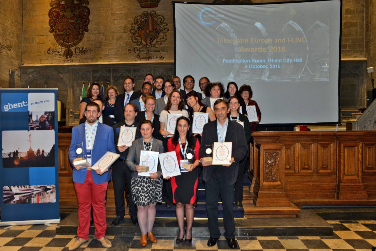 Els tallers d´alfabetització digital per a persones grans de la Fundació Vodafone i la Fundació Pere Tarrés finalistes en els Telecentre Europe Awards