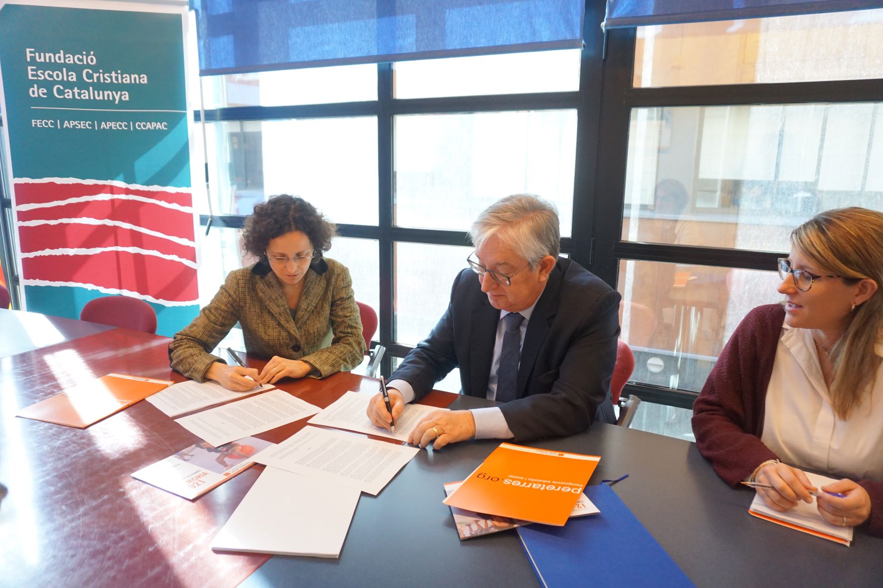 La Fundació Escola Cristiana de Catalunya i la Fundació Pere Tarrés acorden treballar conjuntament per aprofundir en un model d’escola més obert a la comunitat