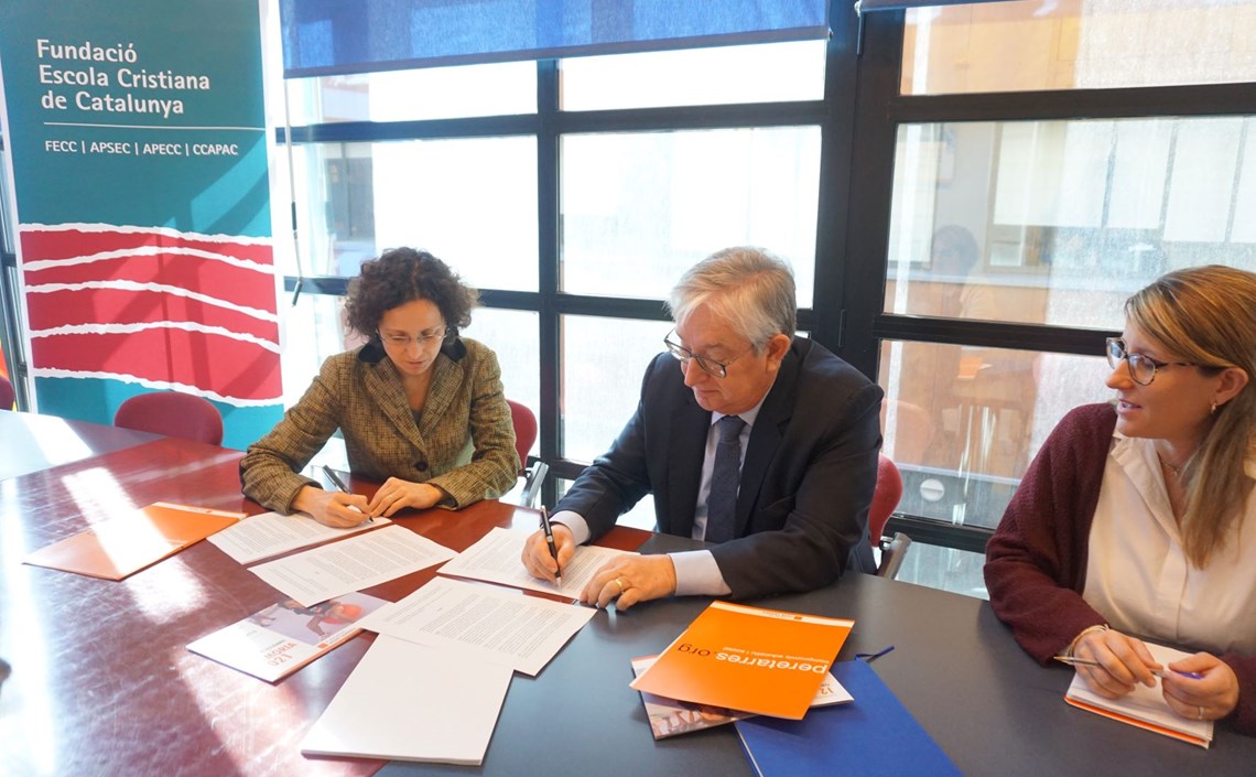 La Fundació Escola Cristiana de Catalunya i la Fundació Pere Tarrés acorden treballar conjuntament per aprofundir en un model d’escola més obert a la comunitat La Fundació Escola Cristiana de Catalunya i la Fundació Pere Tarrés acorden treballar conjuntament per aprofundir en un model d’escola més obert a la comunitat