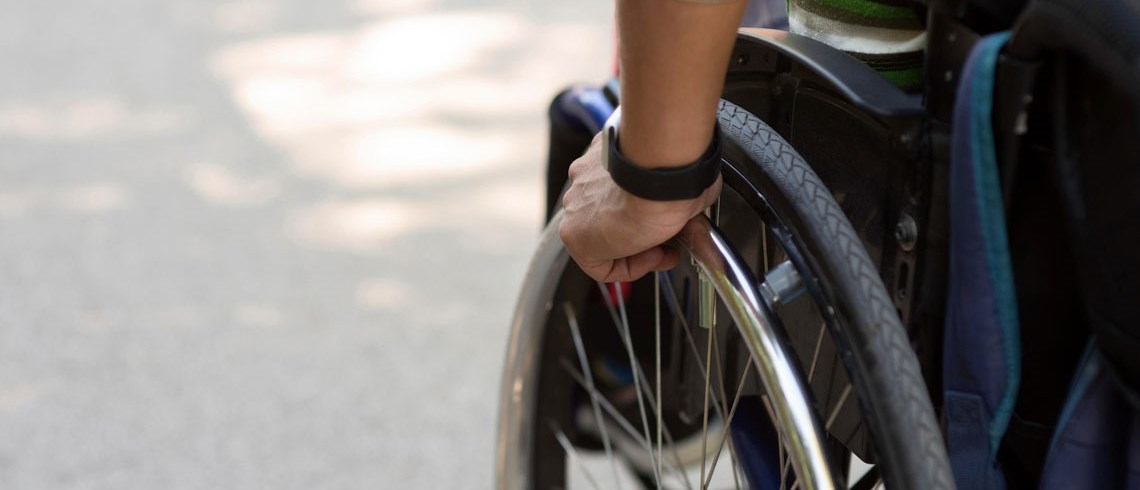 La perspectiva interseccional en las entidades para combatir las discriminaciones de las personas con discapacidad La perspectiva interseccional en las entidades para combatir las discriminaciones de las personas con discapacidad