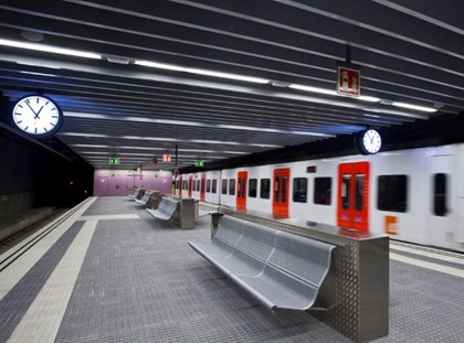 Feu-vos amb bitllets de ferrocarrils! Feu-vos amb bitllets de ferrocarrils!