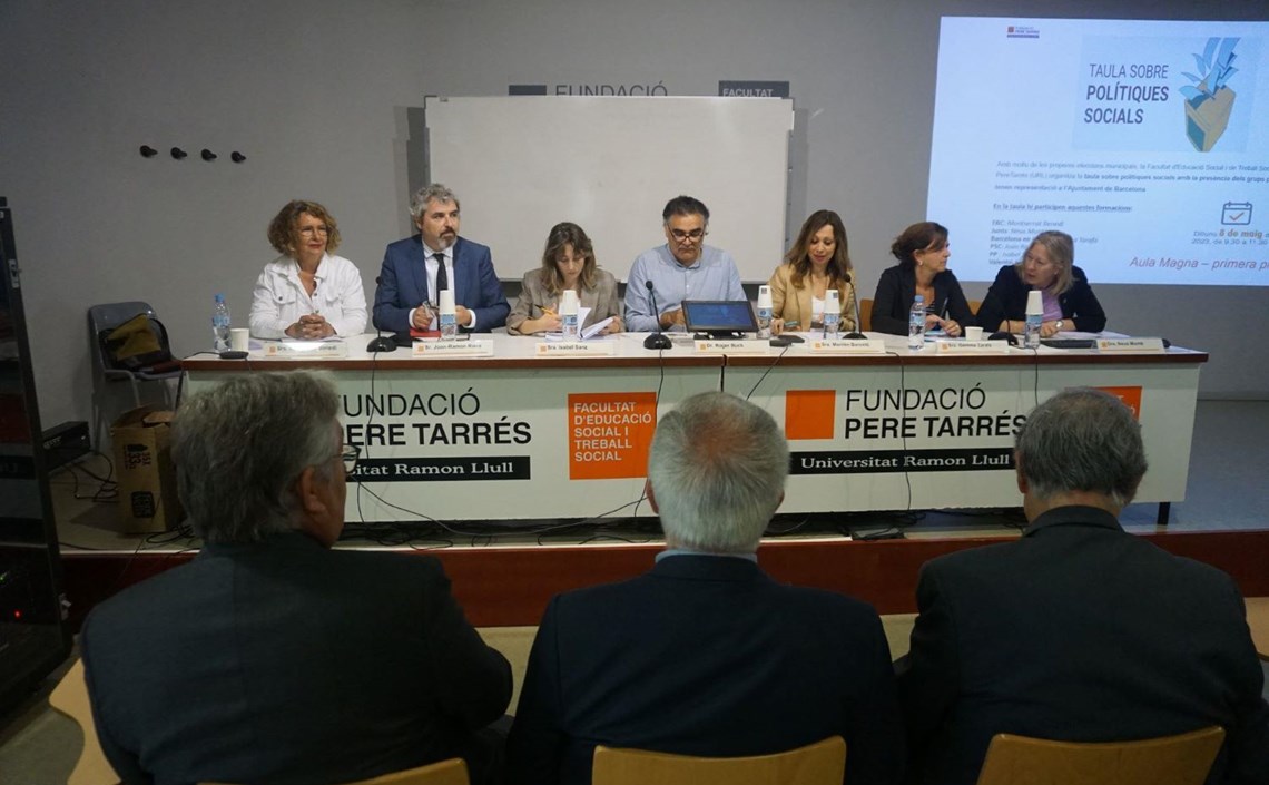 Estudiantes de la Facultad Pere Tarrés preguntan a los candidatos electorales sobre políticas sociales