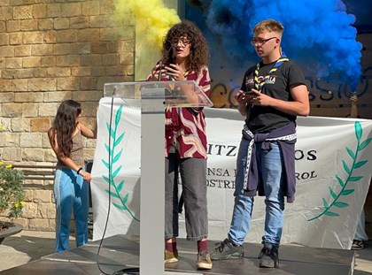 Fem costat a l'Esplai del Pi: el lleure no es toca! Fem costat a l'Esplai del Pi: el lleure no es toca!