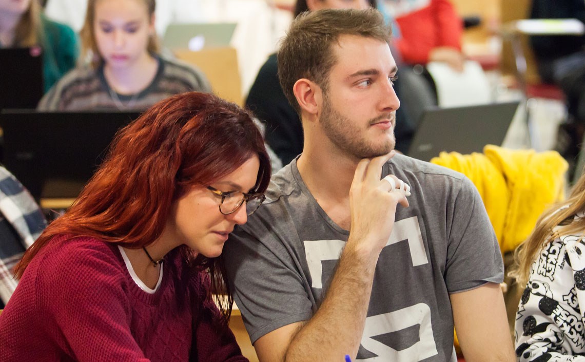 El 90% dels graduats en Educació Social i Treball Social a la Facultat Pere Tarrés troba feina 6 mesos després d’haver acabat els estudis  El 90% dels graduats en Educació Social i Treball Social a la Facultat Pere Tarrés troba feina 6 mesos després d’haver acabat els estudis