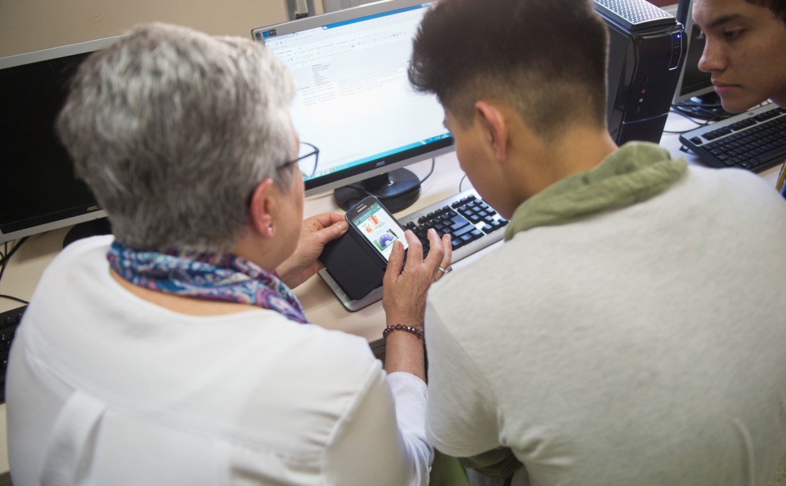 Històries dels Punts Òmnia, un espai social-digital Històries dels Punts Òmnia, un espai social-digital