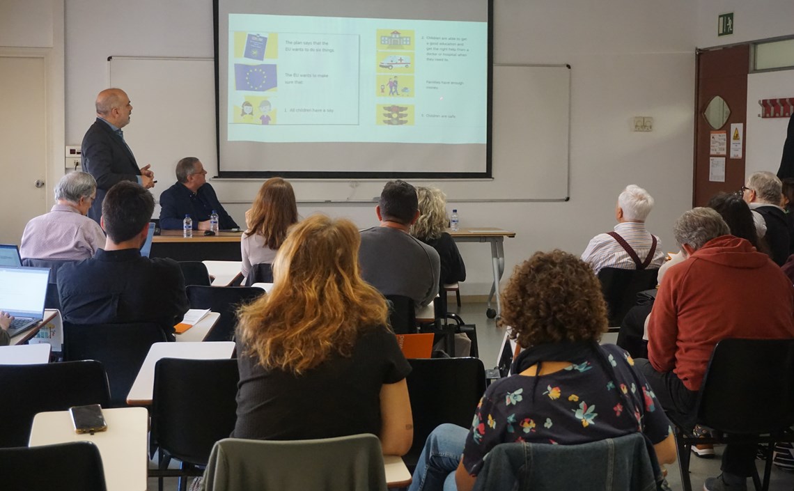 Diversos experts reclamen més inversió i reconeixement del lleure educatiu pels beneficis acadèmics i emocionals que genera en els infants Diversos experts reclamen més inversió i reconeixement del lleure educatiu pels beneficis acadèmics i emocionals que genera en els infants