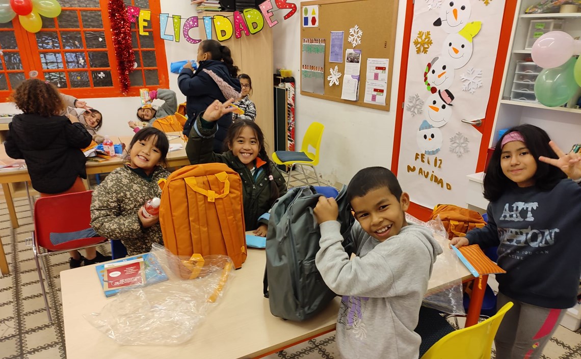 Prop de 3.000 infants en situació de vulnerabilitat han pogut gaudir de joguines gràcies a la nova campanya de Nadal de la Fundació Pere Tarrés Prop de 3.000 infants en situació de vulnerabilitat han pogut gaudir de joguines gràcies a la nova campanya de Nadal de la Fundació Pere Tarrés