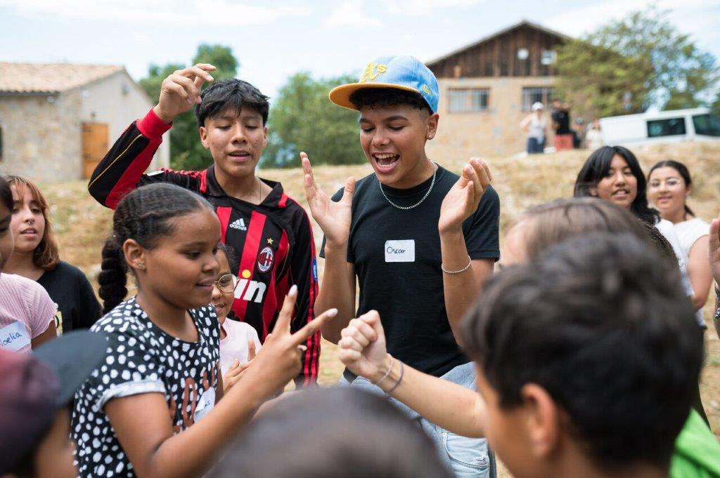 Ajuda'ns a promoure l'antiracisme des de l'esplai