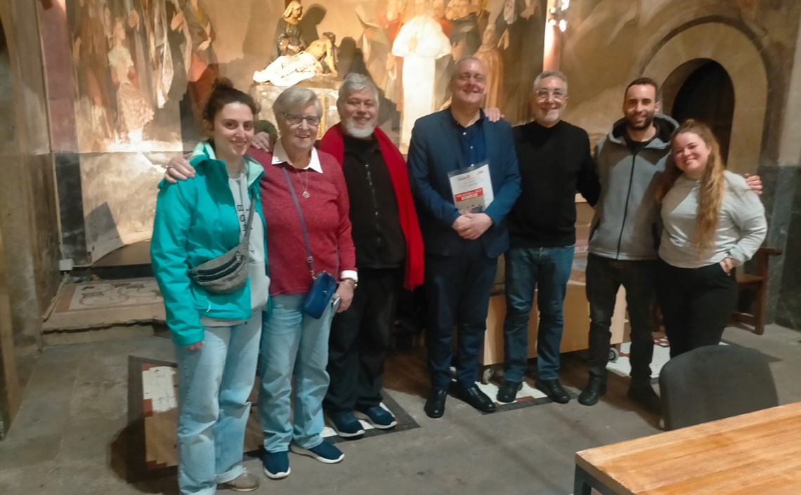 La Facultat Pere Tarrés i l’Hospital de Campanya de Santa Anna investigaran la realitat social de les persones sense llar a Barcelona La Facultat Pere Tarrés i l’Hospital de Campanya de Santa Anna investigaran la realitat social de les persones sense llar a Barcelona