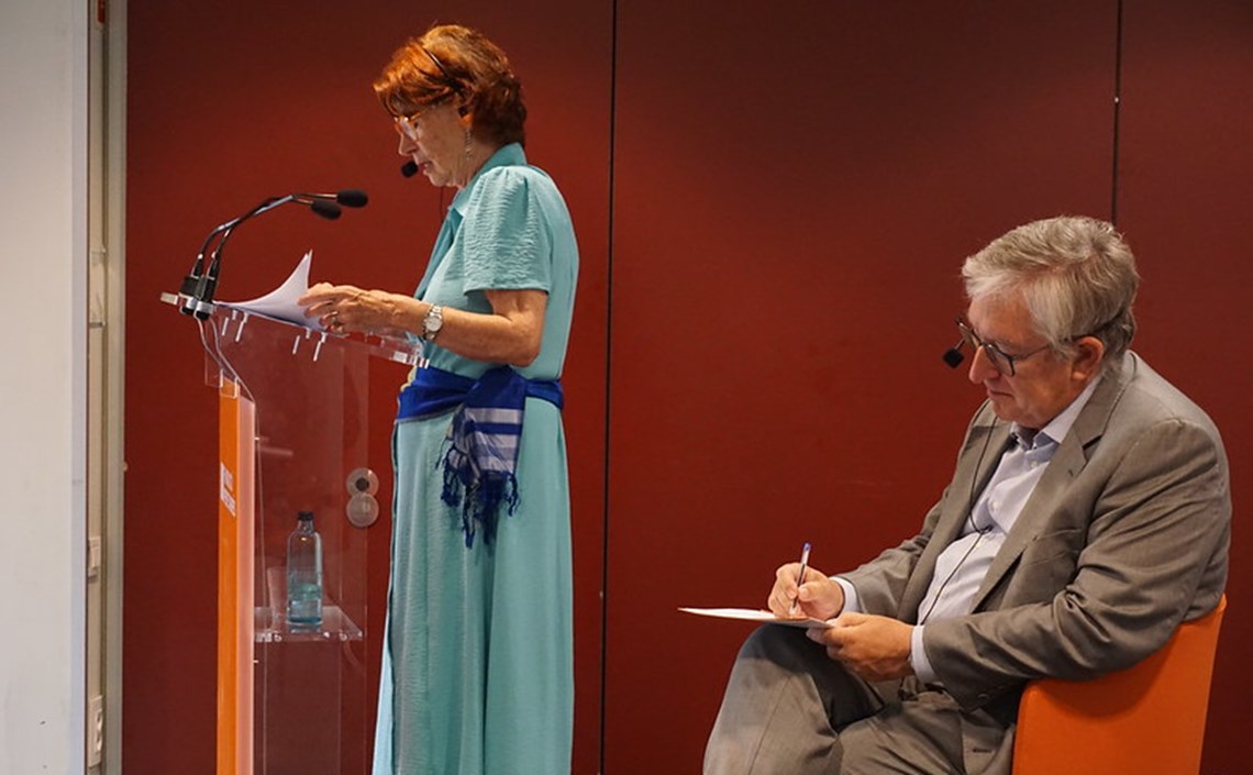La síndica de greuges de Catalunya reclama reformar el sistema de protecció de menors: “Si no ho fem ja, haurem perdut” La síndica de greuges de Catalunya reclama reformar el sistema de protecció de menors: “Si no ho fem ja, haurem perdut”