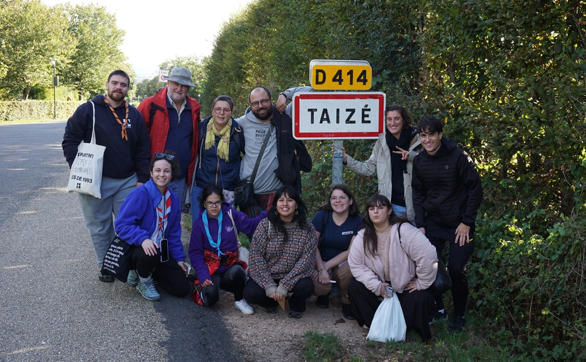 La Fundació Pere Tarrés visita la comunitat monàstica de Taizé per treballar l’espiritualitat amb els joves  La Fundació Pere Tarrés visita la comunitat monàstica de Taizé per treballar l’espiritualitat amb els joves