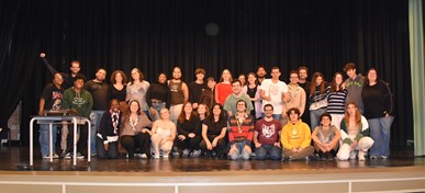 La jornada "Mirem més enllà" promou els esplais com a espais antiracistes i diversos  La jornada "Mirem més enllà" promou els esplais com a espais antiracistes i diversos