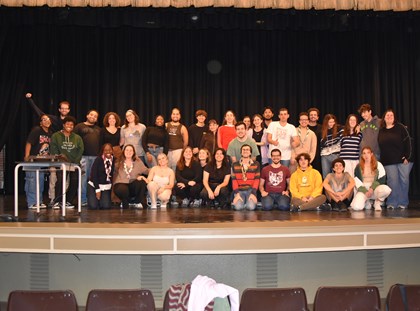 La jornada "Mirem més enllà" promou els esplais com a espais antiracistes i diversos La jornada "Mirem més enllà" promou els esplais com a espais antiracistes i diversos