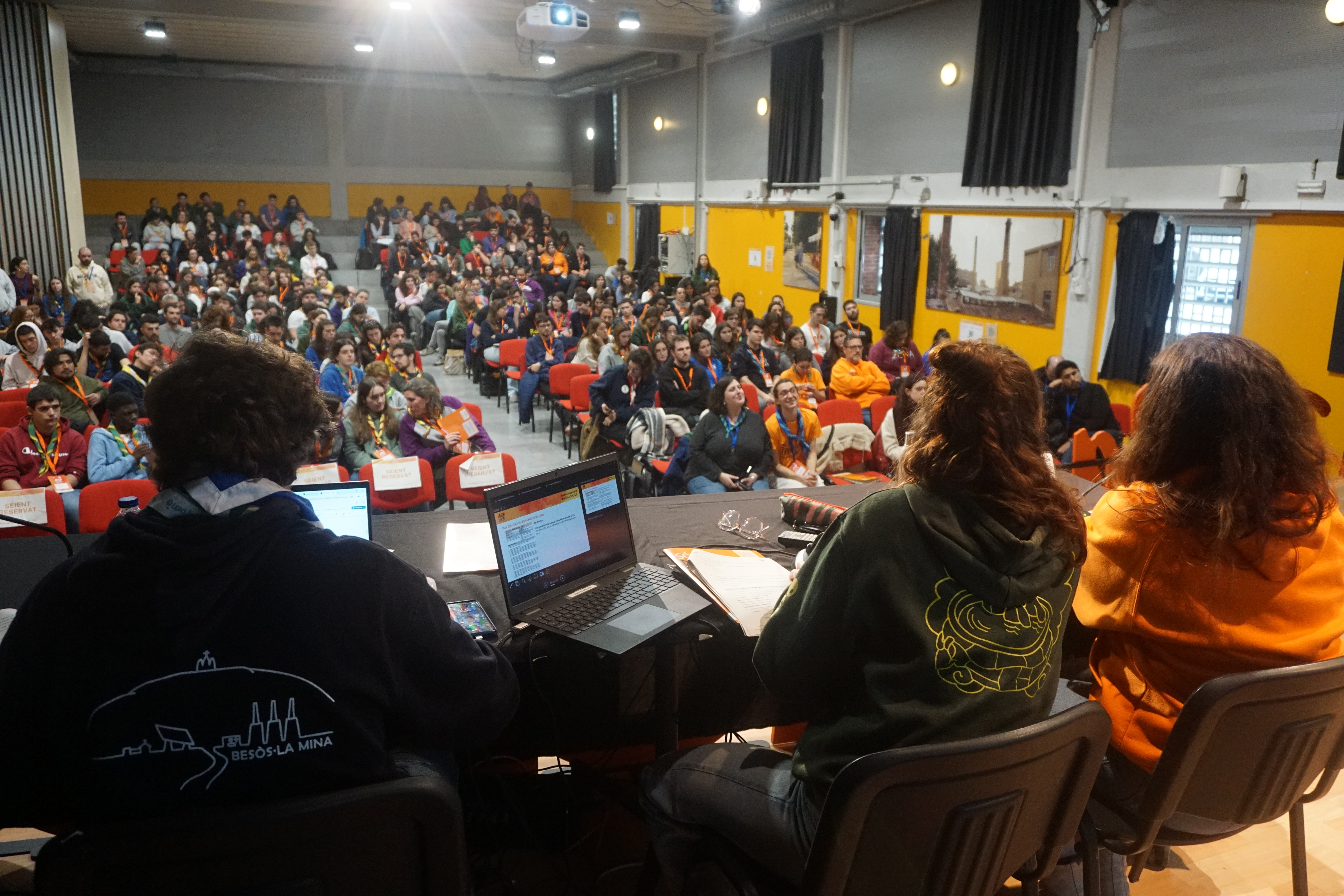 Celebrada l'Assemblea per decidir el rumb del Moviment!