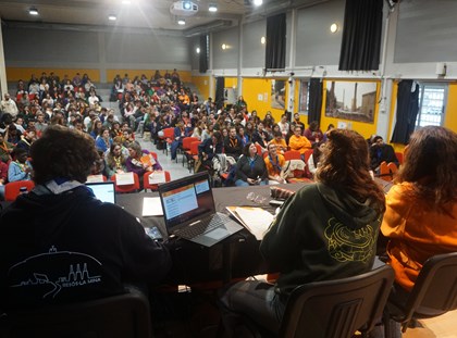 Celebrada l'Assemblea per decidir el rumb del Moviment! Celebrada l'Assemblea per decidir el rumb del Moviment!