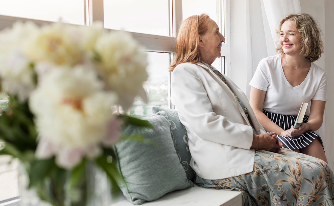 Prevenció de caigudes en gent gran: el rol de les persones cuidadores no professionals i la formació com a eina clau