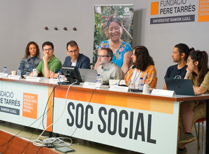 Analitzem a la Facultat les causes socials que comprometen la salut mental