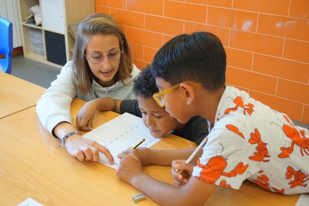 La Fundació Pere Tarrés amplia aquest curs els programes de reforç educatiu per a més de 5.000 infants