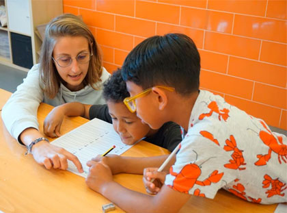 La Fundació Pere Tarrés amplia aquest curs els programes de reforç educatiu per a més de 5.000 infants