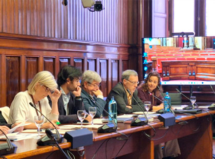 Reclamem al Parlament més inversió en educació