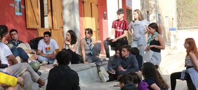 Per Setmana Santa, nous cursos residencials! Per Setmana Santa, nous cursos residencials!