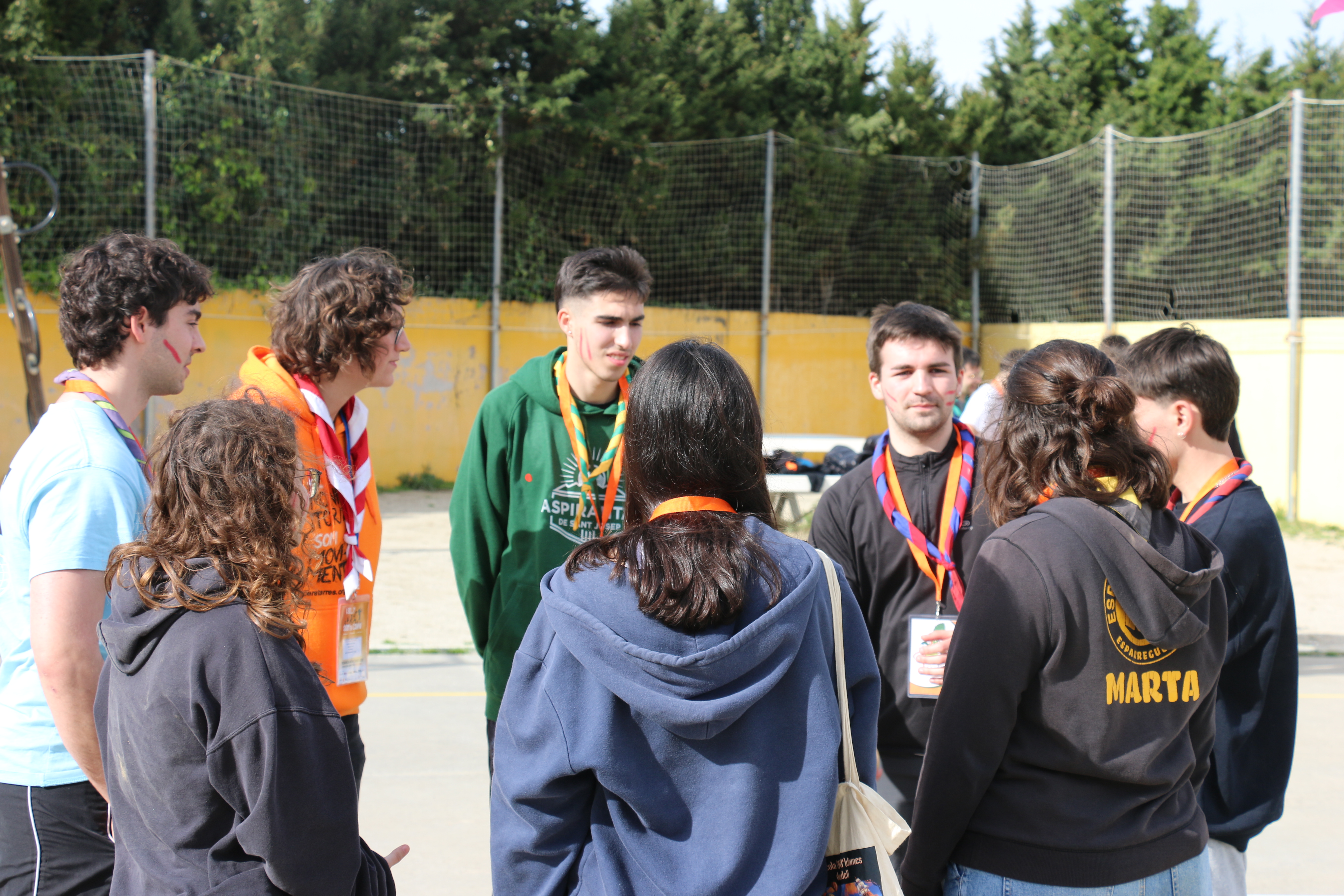 Convocatòries obertes: BAE 2n i 3r trimestre i Ajuts Extraordinaris de febrer!