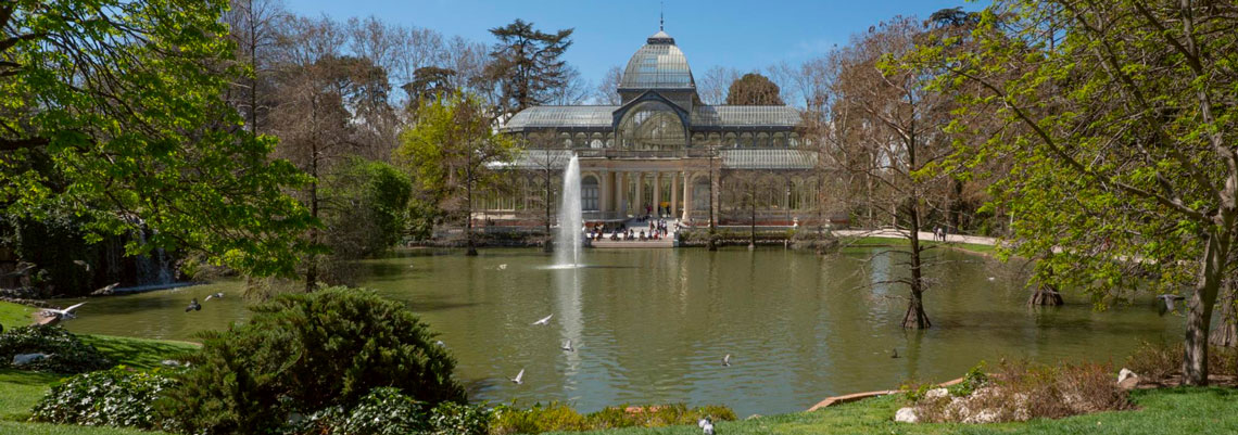 Palais de Cristal dans le parc du Retiro de Madrid