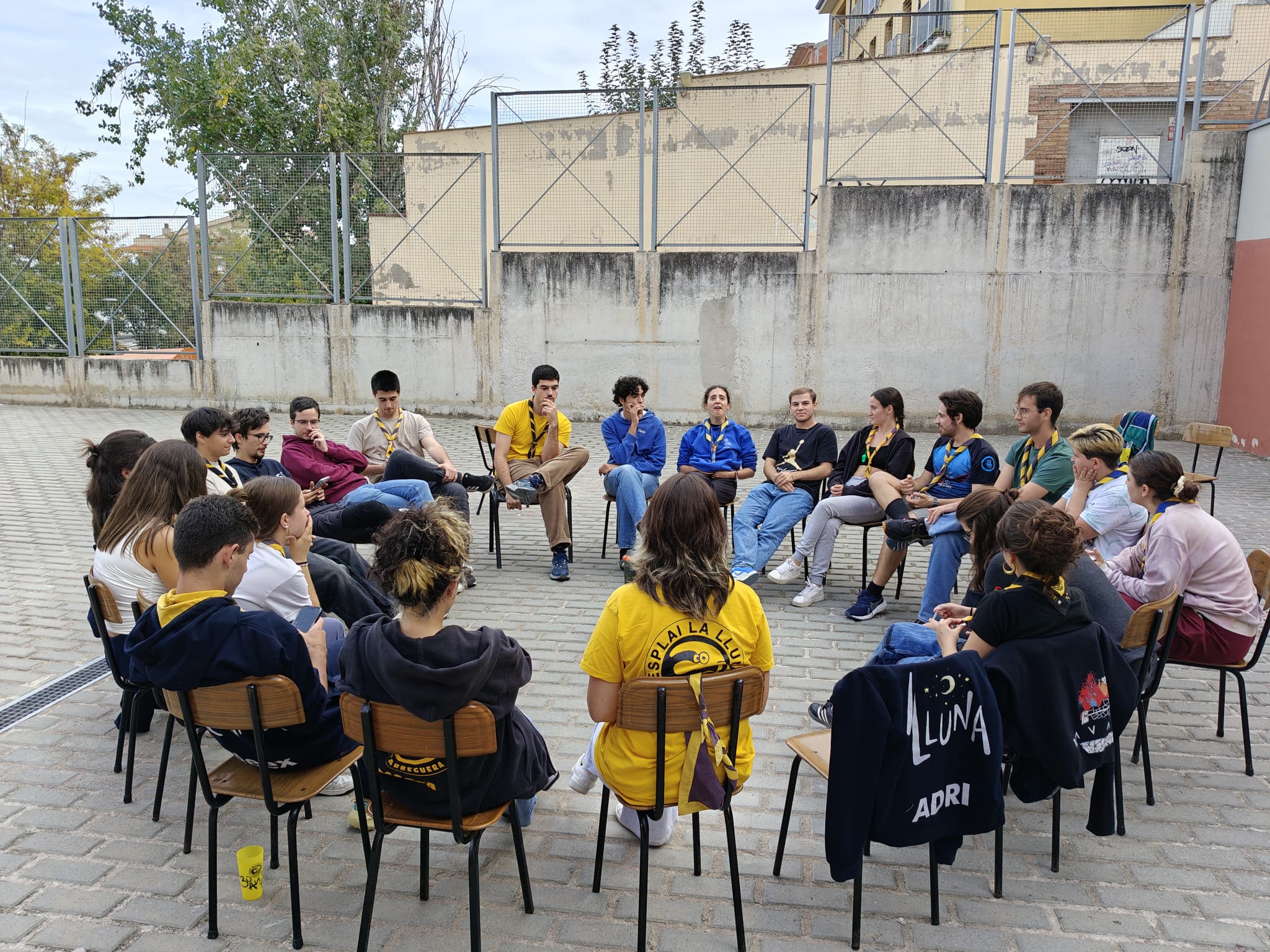 Dinar d’Inici de Curs de Zona 09: Enxixa’t!