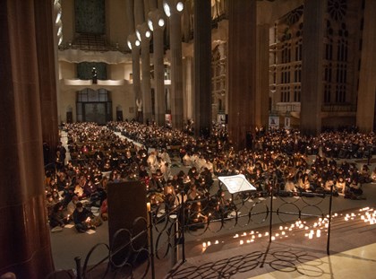 Viu Taizé a la Sagrada Família! Viu Taizé a la Sagrada Família!