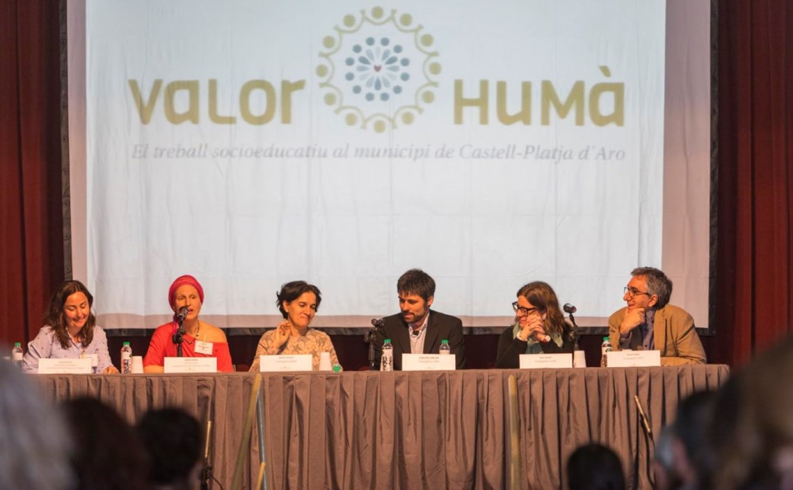 Castell-Platja d'Aro presenta el seu model relacional-vincular en el treball socioeducatiu Castell-Platja d'Aro presenta el seu model relacional-vincular en el treball socioeducatiu