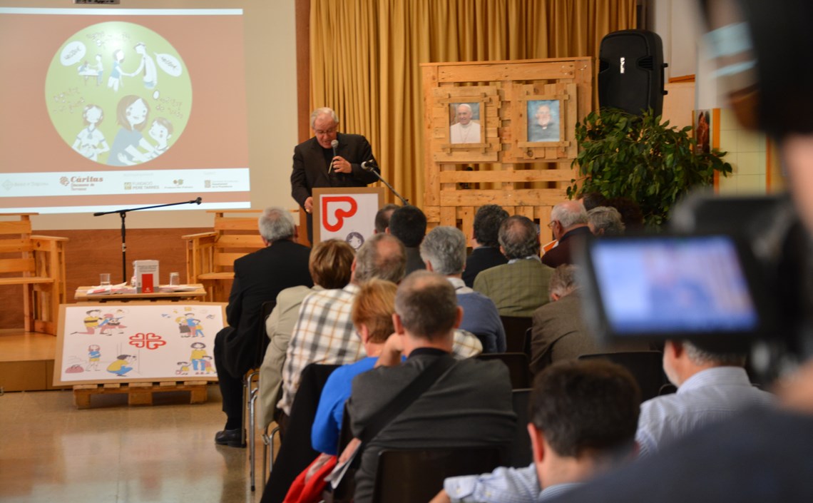 Càritas presenta l’informe Atrapats en la precarietat Càritas presenta l’informe Atrapats en la precarietat