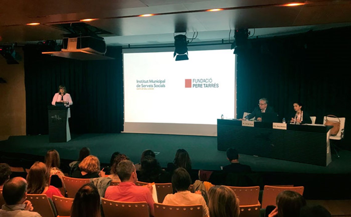 La Fundació Pere Tarrés i l’Ajuntament de Tarragona organitzen la jornada “Maltractament, solitud i gent gran” La Fundació Pere Tarrés i l’Ajuntament de Tarragona organitzen la jornada “Maltractament, solitud i gent gran”