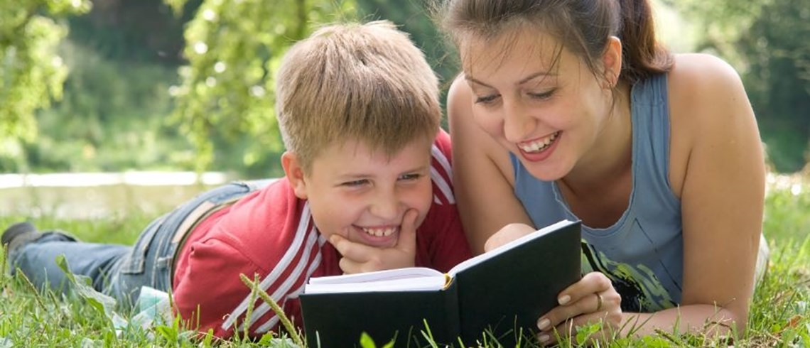 El gust per llegir un bon llibre a l’estiu El gust per llegir un bon llibre a l’estiu