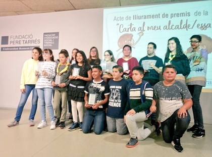 Coneix les cartes premiades del concurs al Diari Ara! Coneix les cartes premiades del concurs al Diari Ara!