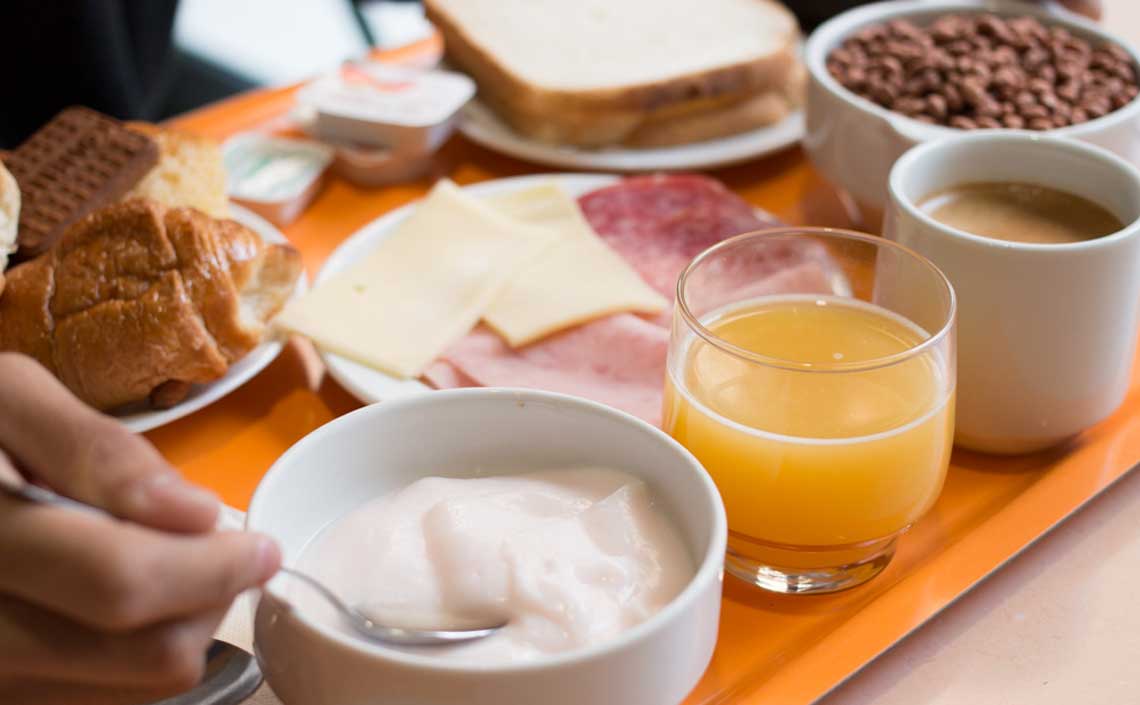 Petit déjeuner inclus