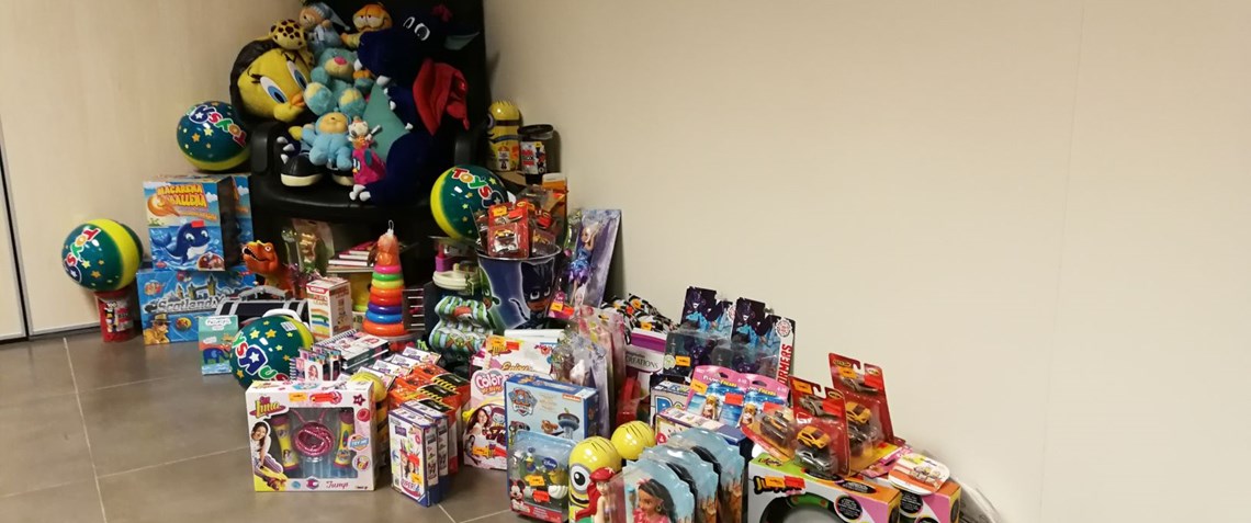 Prop de 400 joguines es van recollir a la campanya de Nadal 2018