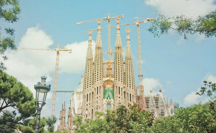 Sagrada Familia: Obra maestra de Gaudí Sagrada Familia: Obra maestra de Gaudí