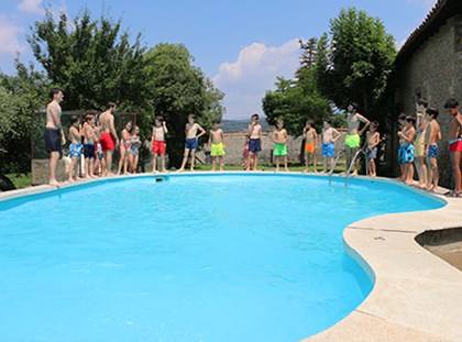 Vols treballar a les activitats d’estiu de la Fundació Pere Tarrés? Vols treballar a les activitats d’estiu de la Fundació Pere Tarrés?