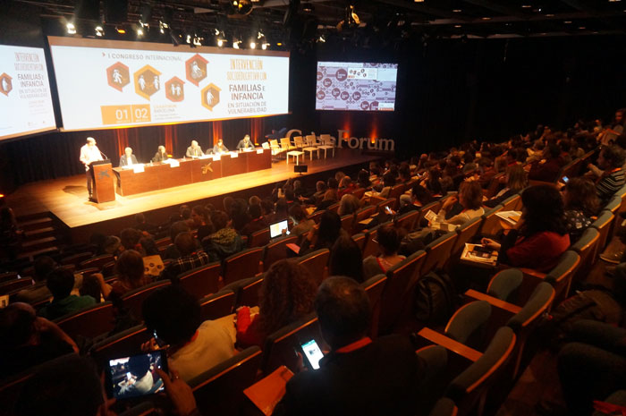 Intervenir amb les famílies, clau per l'acció social