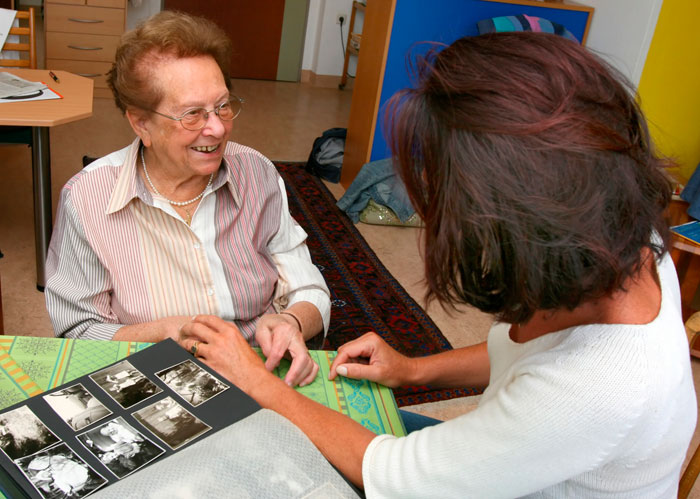 La titulació adient en atenció a les persones en l’àmbit domiciliari
